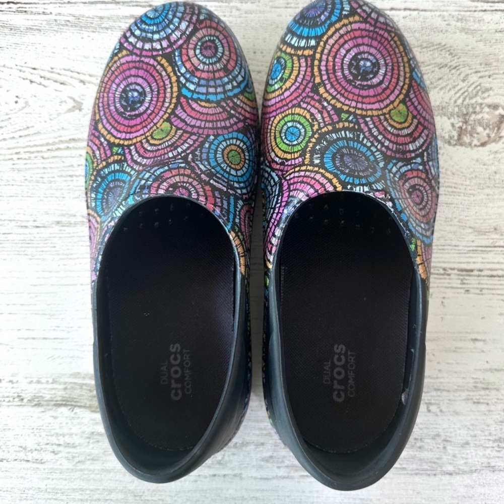CROCS Blue and Pink Mules Vibrant Clogs woman’s size 9 - Picture 2 of 5
